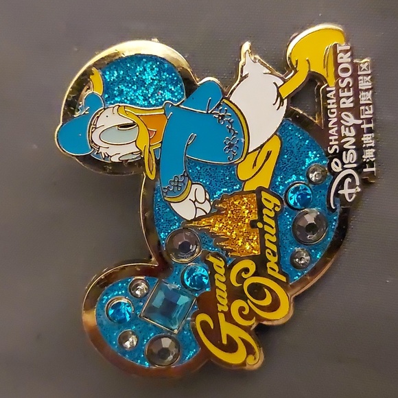 Disney Donald Duck pin - Picture 1 of 2